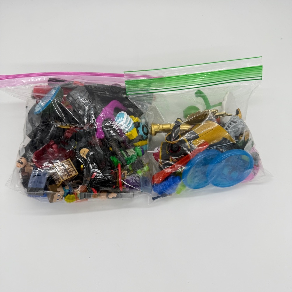 Mixed Toy Accessories Bundle